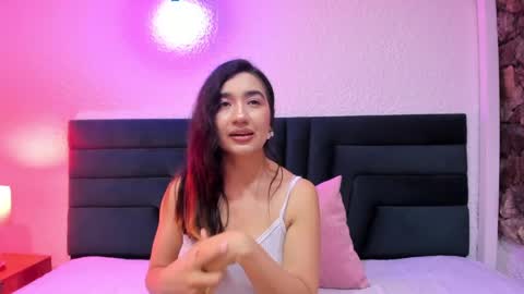 lisa white  online show from 05/06/26, 08:58