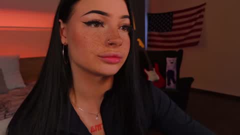 Snapshot of lisaaaliss chatting on 07/18/26, 10:41 lisaaaliss online show from 07/18/26, 10:41