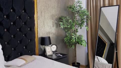 lisacroft online show from 02/26/25, 06:15