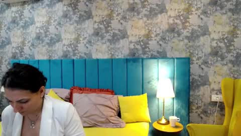 lisacroft online show from 10/03/25, 10:12