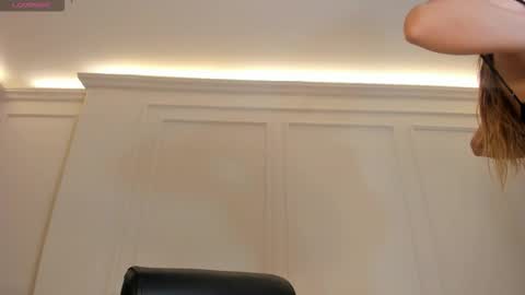 Lisa  Flowers online show from 03/05/26, 11:06