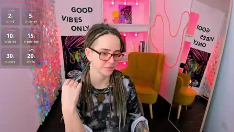 Lisa online show from 03/25/26, 05:46