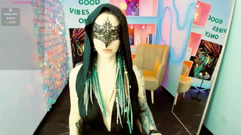 Lisa online show from 04/01/26, 05:30