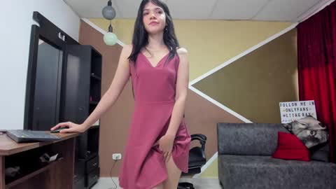 Lisa Gray Independent Model online show from 12/07/24, 08:49