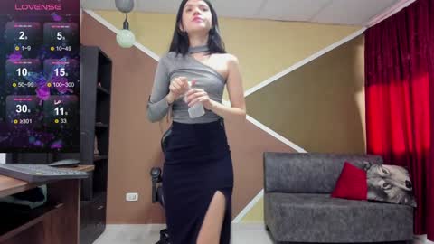 Lisa Gray Independent Model online show from 01/10/25, 08:59