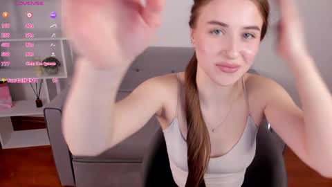 Lisa online show from 03/02/26, 08:10