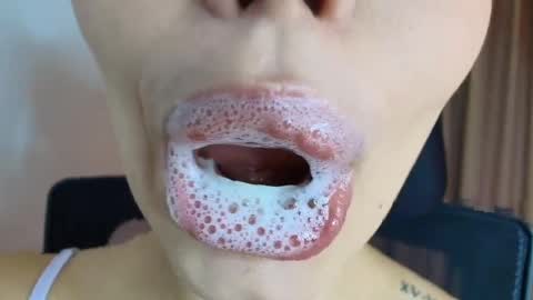 Lisbet online show from 04/08/26, 09:59