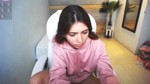 Liseth Fox online show from 12/13/24, 09:41