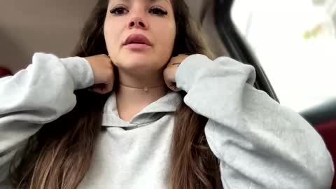 Lissa online show from 11/08/25, 11:10