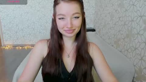 Snapshot of lissa_cristal_ chatting on 06/26/26, 10:19 lissa_cristal_ online show from 06/26/26, 10:19
