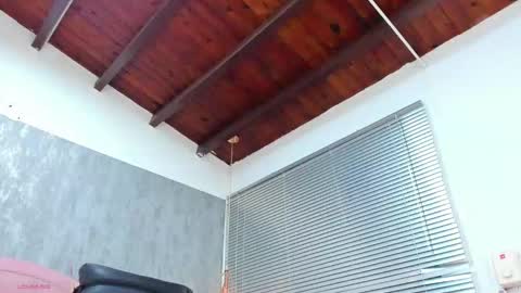 L I S S A  online show from 12/04/25, 04:00