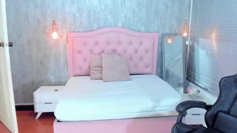 L I S S A  online show from 03/02/26, 09:49