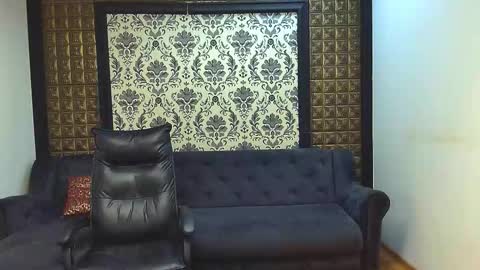 Lisa online show from 11/07/25, 08:09