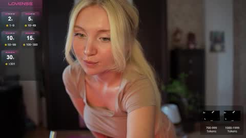 Lissa online show from 09/17/25, 09:33