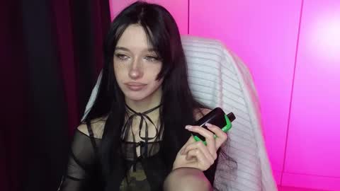 Snapshot of lissaelison chatting on 10/17/25, 11:51 lissaelison online show from 10/17/25, 11:51