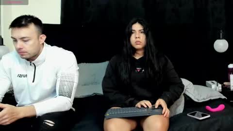 Natalia and alejandro online show from 03/11/25, 10:07
