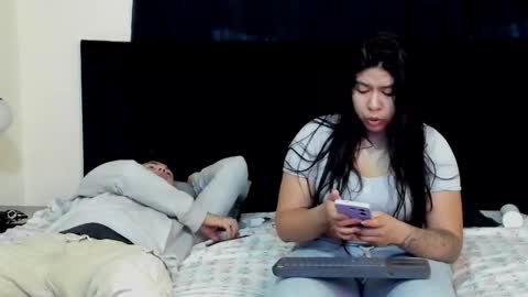 Natalia and alejandro online show from 11/05/25, 11:21