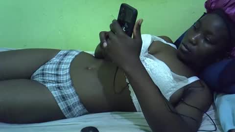 lisssa01 online show from 09/23/25, 07:33