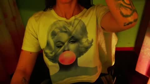 Liss online show from 01/29/25, 04:19