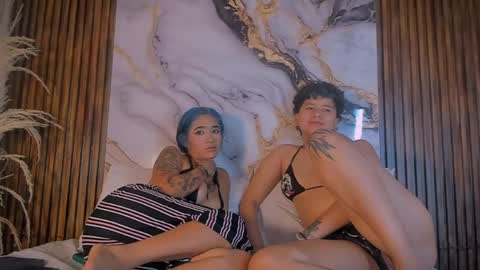 lissy_kimmy online show from 04/18/26, 07:58