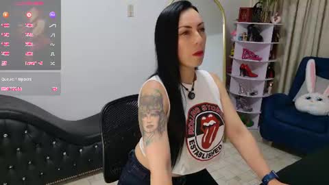 LITA a sexy milf online show from 07/06/26, 07:27