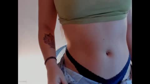 Danni online show from 11/24/25, 11:48