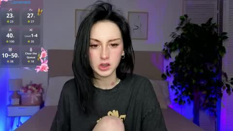 Molly online show from 05/17/26, 07:54