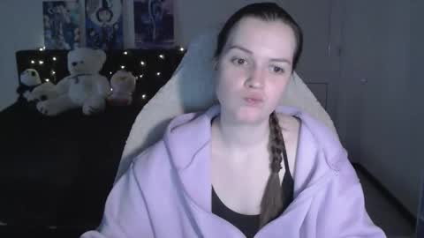 little__flowers online show from 02/23/26, 10:23