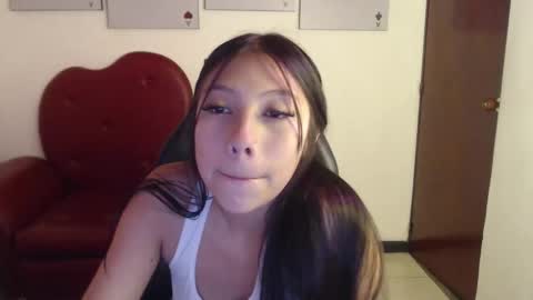 Snapshot of little__sofi_ chatting on 12/17/25, 02:12 Sofi online show from 12/17/25, 02:12