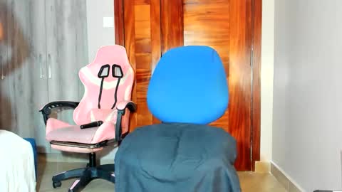 little_africa online show from 02/13/26, 08:21