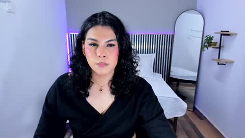 L I T T L E A L L I online show from 11/02/25, 07:49