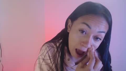 Aliciaparaisss online show from 10/18/25, 05:14