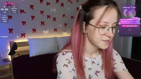 little_bliss online show from 03/04/25, 07:32