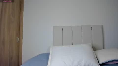 Snapshot of little_caro13 chatting on 07/05/26, 02:35 Independent model carolina online show from 07/05/26, 02:35