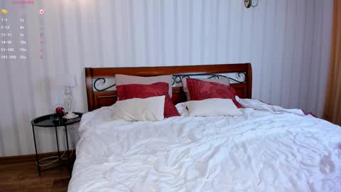 little_clare_ online show from 11/05/25, 06:46