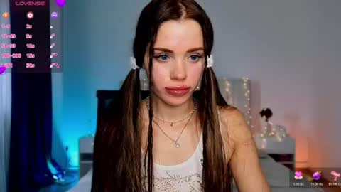 Snapshot of little_cuti1e chatting on 07/17/26, 08:21 Kathrine online show from 07/17/26, 08:21