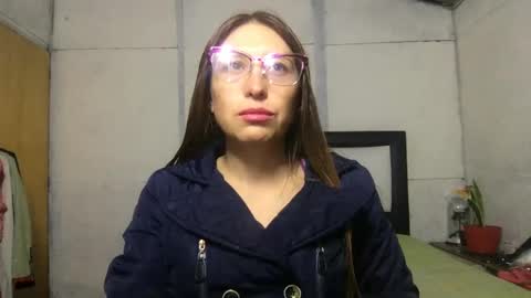 Snapshot of little_devil_diablita90 chatting on 09/09/25, 02:33 Diablita online show from 09/09/25, 02:33