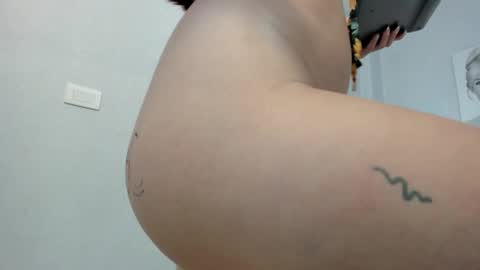 Snapshot of little_doll_4u chatting on 01/20/25, 01:11 ANNI online show from 01/20/25, 01:11