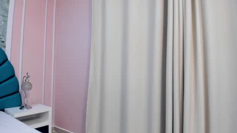 Snapshot of little_doll_4u chatting on 02/24/25, 10:15 ANNI online show from 02/24/25, 10:15