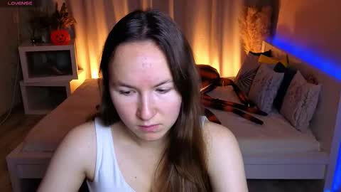 Alexandra online show from 10/14/25, 02:45