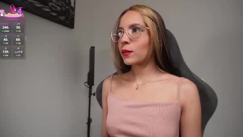 Help me reach 100 likes online show from 11/04/25, 07:13