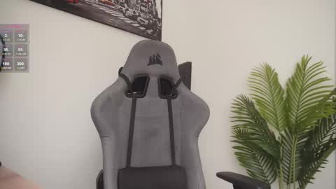 Help me reach 100 likes online show from 03/01/26, 07:16