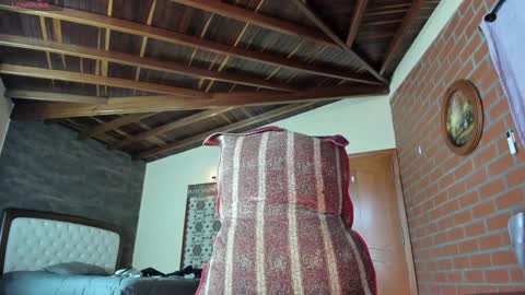 Izzi online show from 12/13/24, 08:37