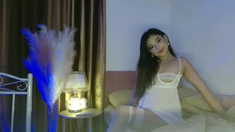 Snapshot of little_jessica17 chatting on 02/21/25, 08:16 JELYAN online show from 02/21/25, 08:16