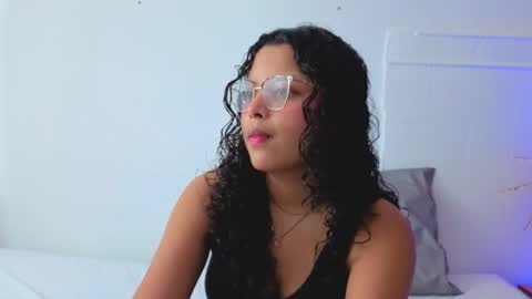 little_lilith_apple online show from 12/20/25, 07:10