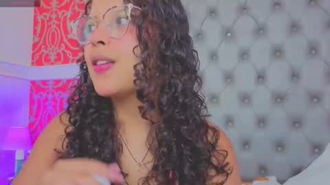 little_lilith_apple online show from 01/15/26, 08:45