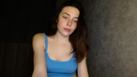 Mia   Im online every day 1530 PM in New York  2030 PM in London online show from 05/02/26, 09:09