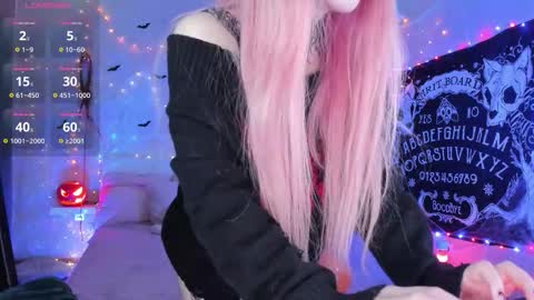 Maria online show from 10/31/25, 10:55