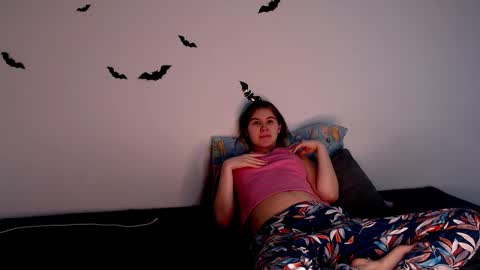 Snapshot of little_owlx chatting on 11/03/25, 02:51 Alice.. online show from 11/03/25, 02:51