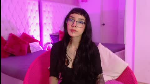 Paulette online show from 05/27/26, 04:20